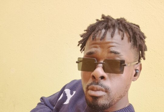 Mais Dois - Pelas Cabeças